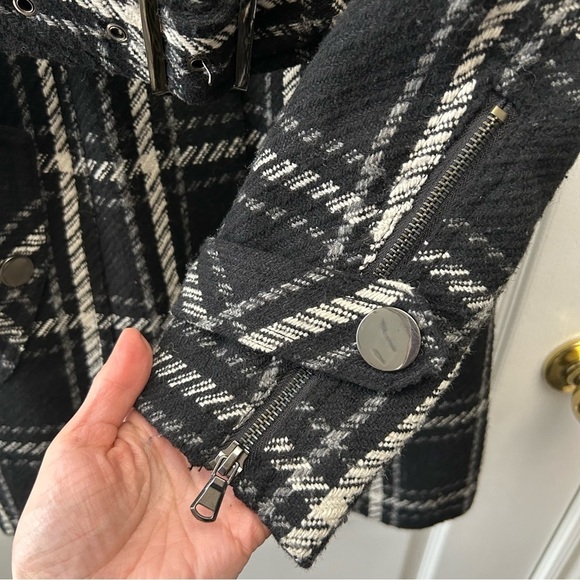 Ricki’s Chic Black Grey White Plaid Coat Belted Size XS - Picture 9 of 16